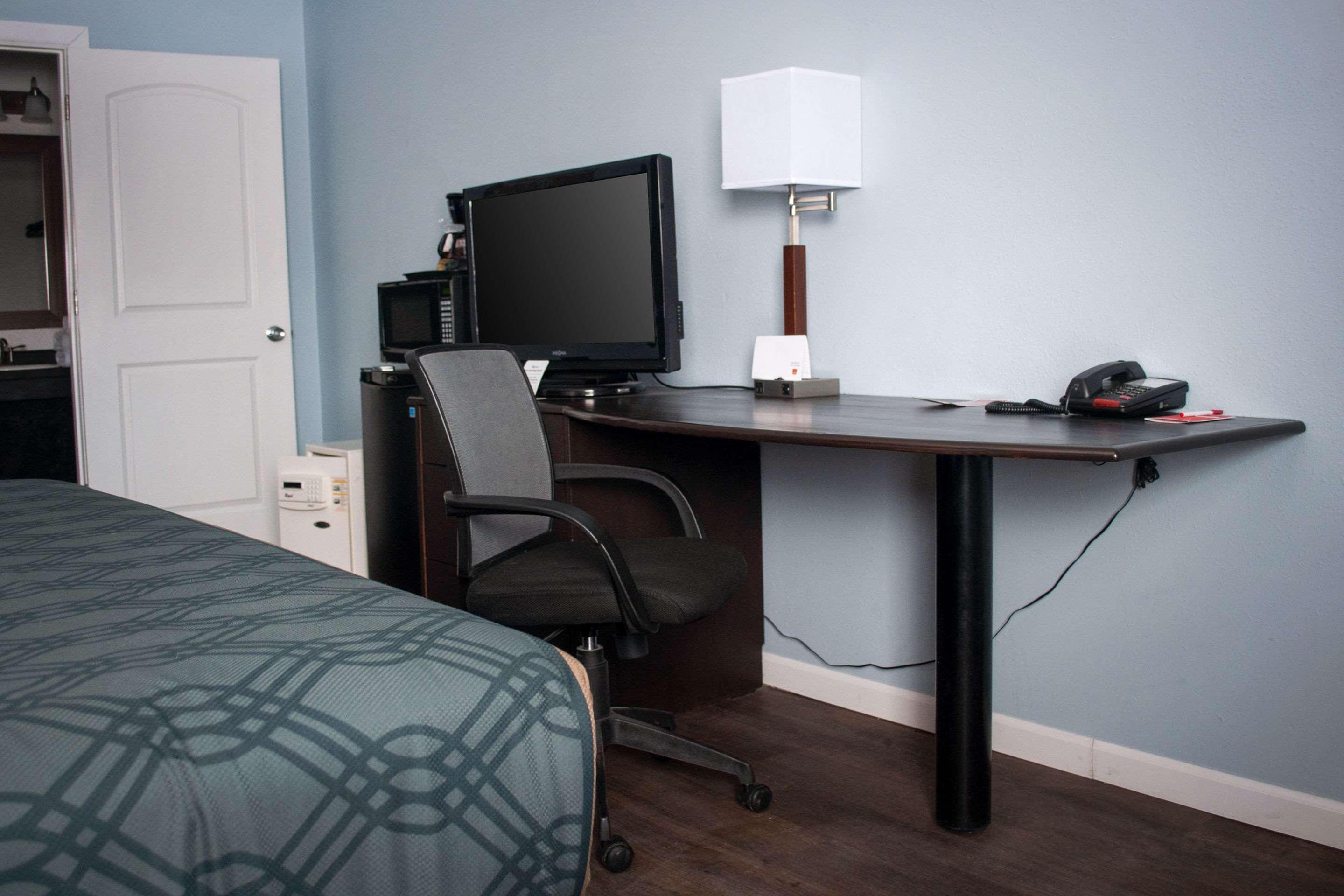 Econo Lodge Inn & Suites South Sandusky Eksteriør billede