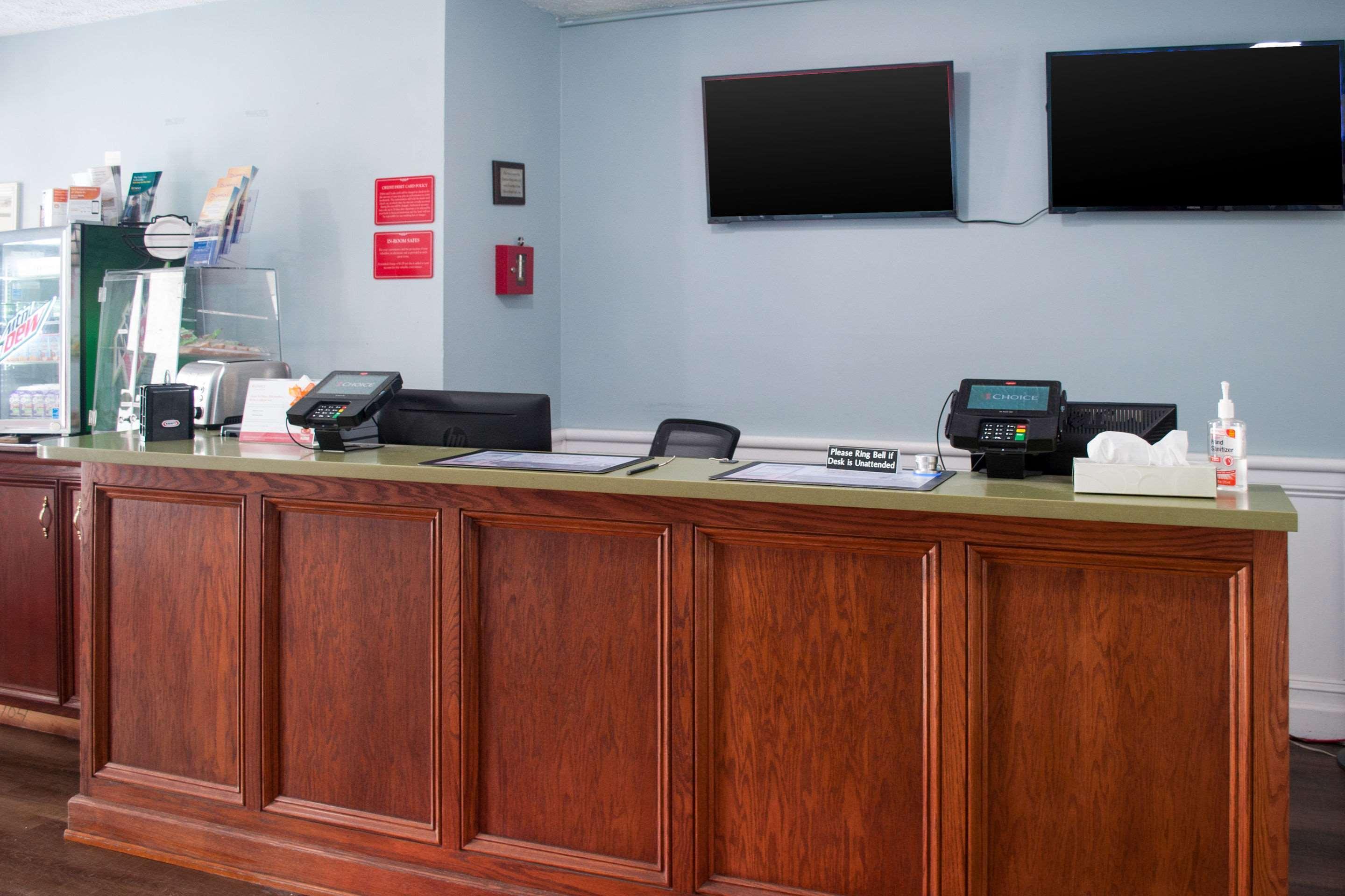 Econo Lodge Inn & Suites South Sandusky Eksteriør billede