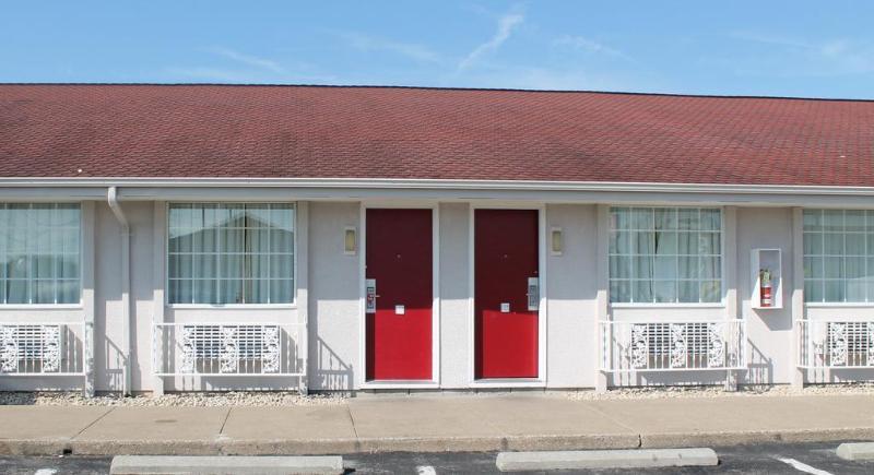 Econo Lodge Inn & Suites South Sandusky Eksteriør billede