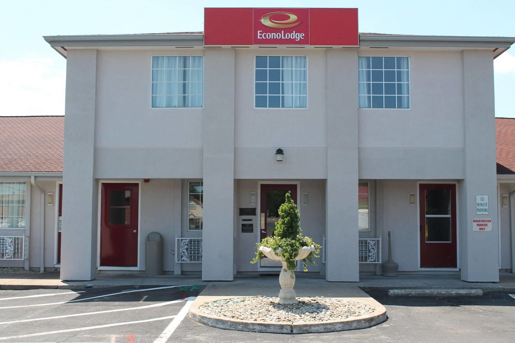 Econo Lodge Inn & Suites South Sandusky Eksteriør billede